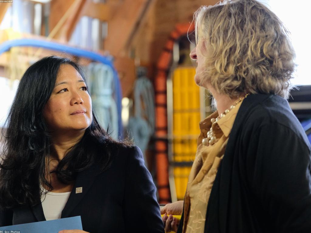 អត្ថប្រយោជន៍នៃសហគមន៍ល្បែង