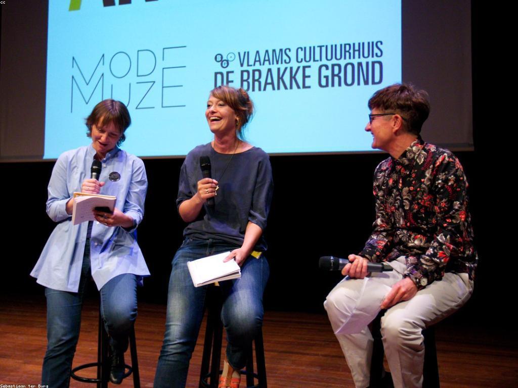 ព្រឹត្តិការណ៍ថ្មីក្នុងវប្បធម៌ខ្មែរ: ការសម្លឹងពិភពថ្មី